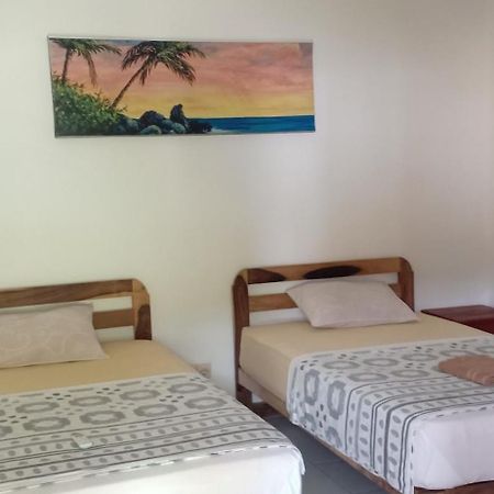Dewi Garden Guesthouse Kuta  Esterno foto