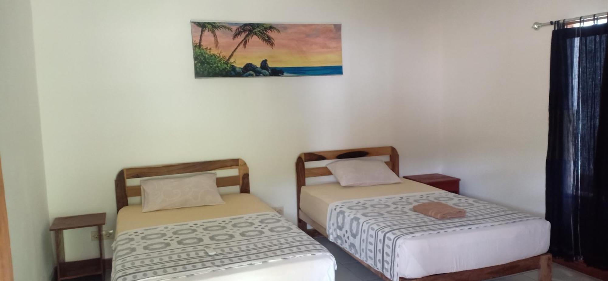 Dewi Garden Guesthouse Kuta  Esterno foto